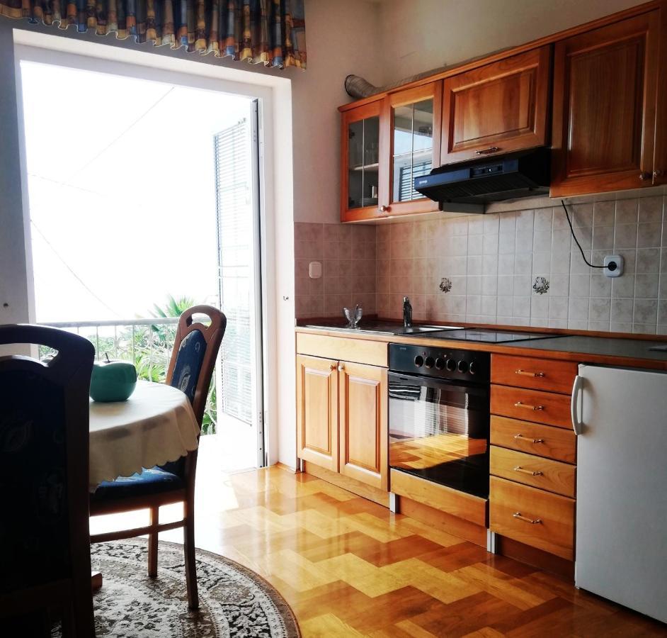 Villa Laurea 로브란 외부 사진